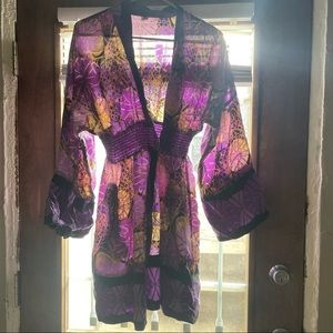Vintage 90’s 100% silk kimono